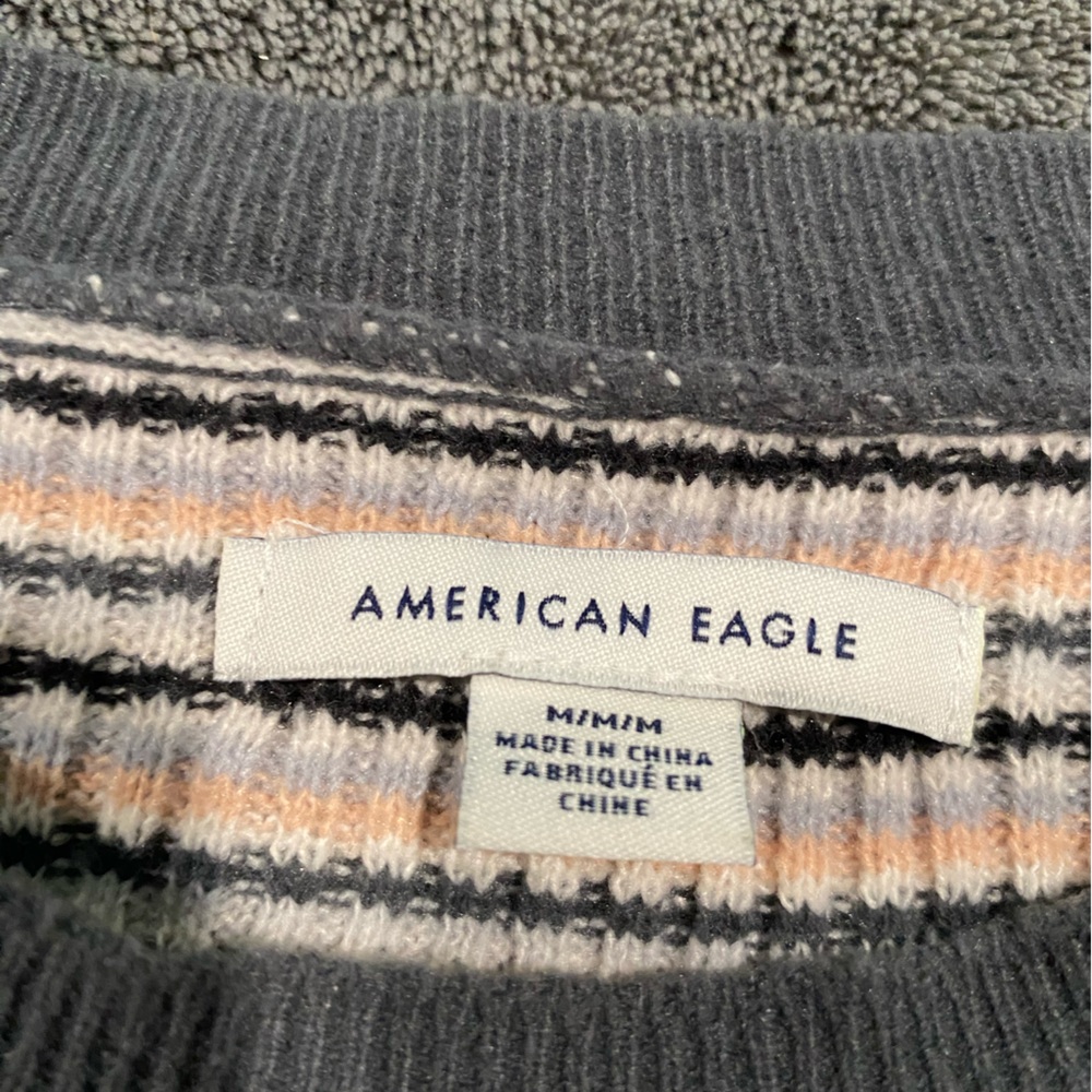 American eagle top - Picture 2 of 2